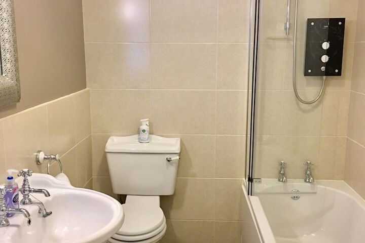 Room 15 of 21