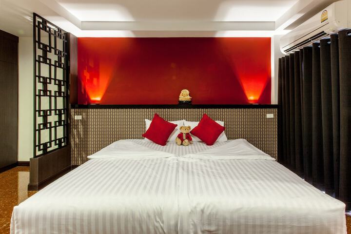 Room 26 of 60