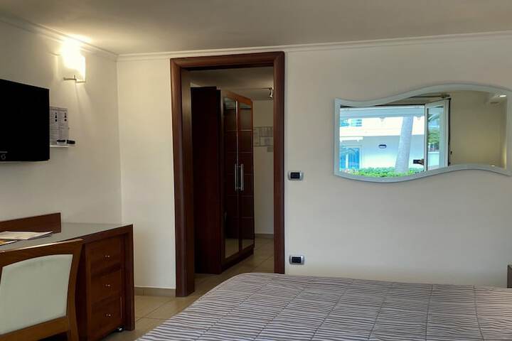 Room 19 of 75