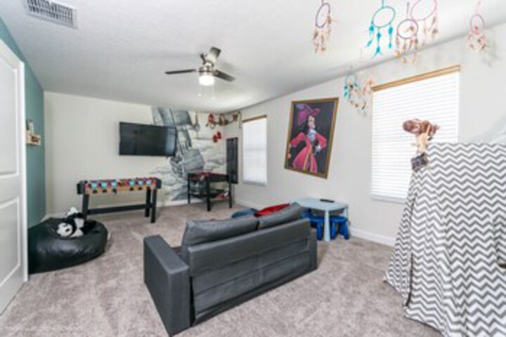 Room 20 of 53