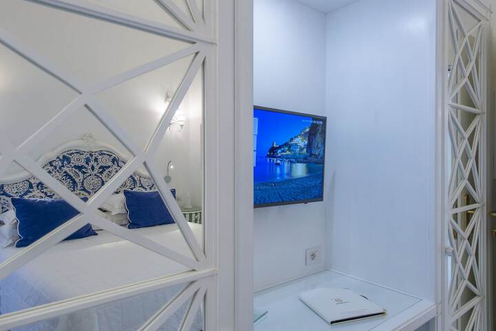 Room 55 of 260