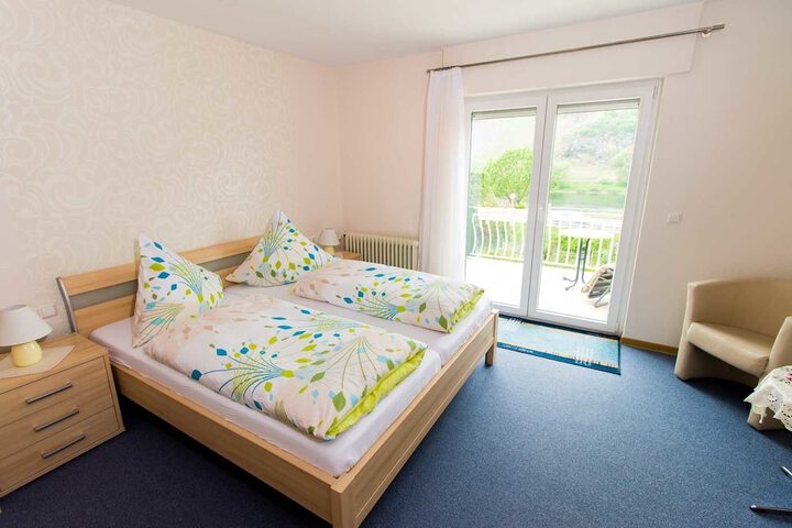 Room 2 of 19