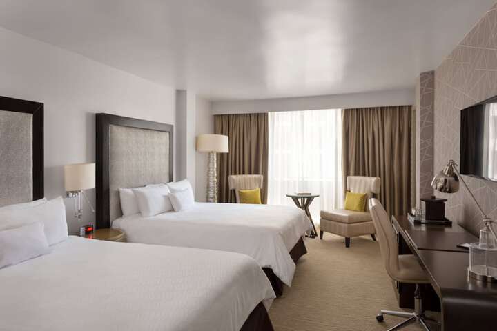 Room 21 of 135