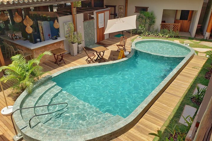 Pools & Facilities