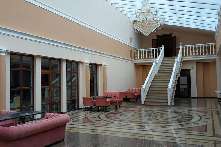 Hotel Interior 4 of 51