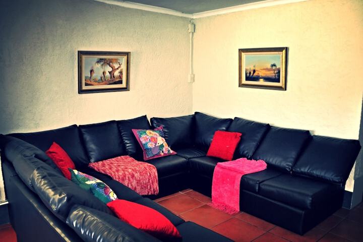 Guest Lobby