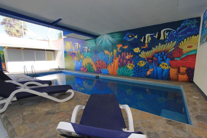 Pool 9 of 11