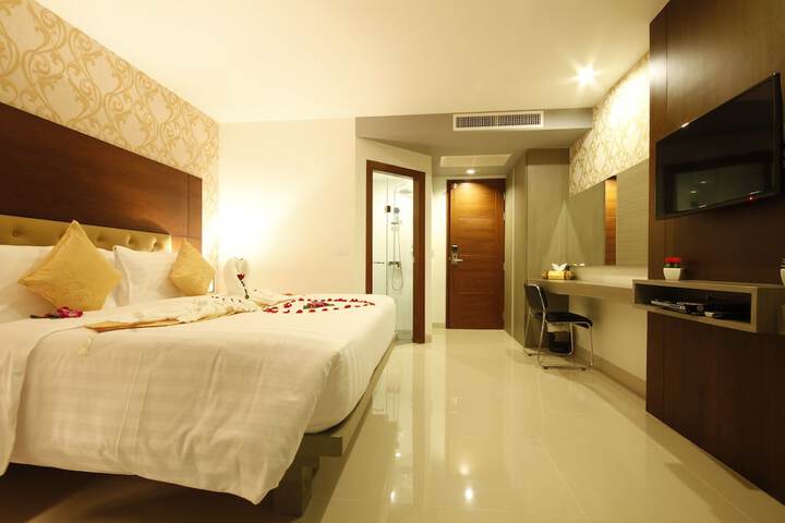 Room 17 of 39