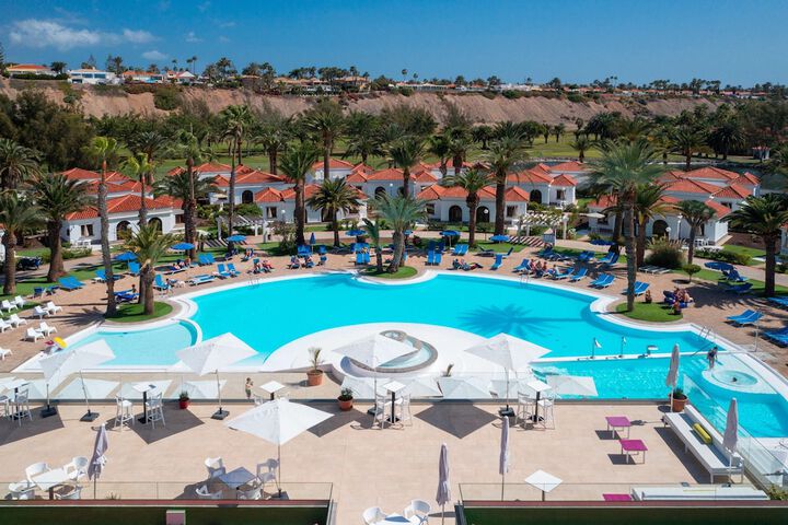 Pools & Facilities
