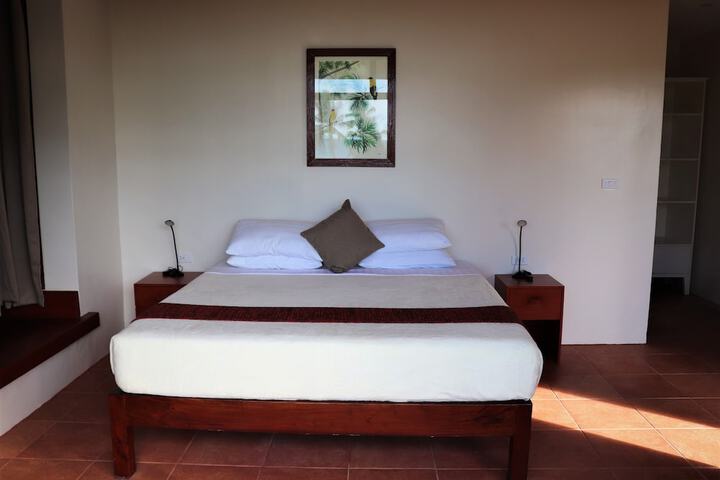 Room 27 of 120