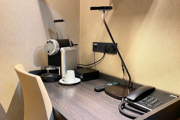 Room 11 of 54