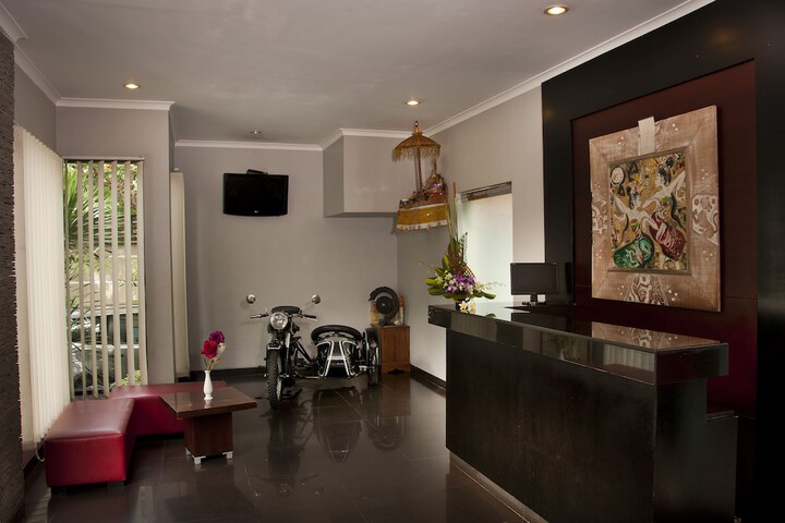 Lobby Entry