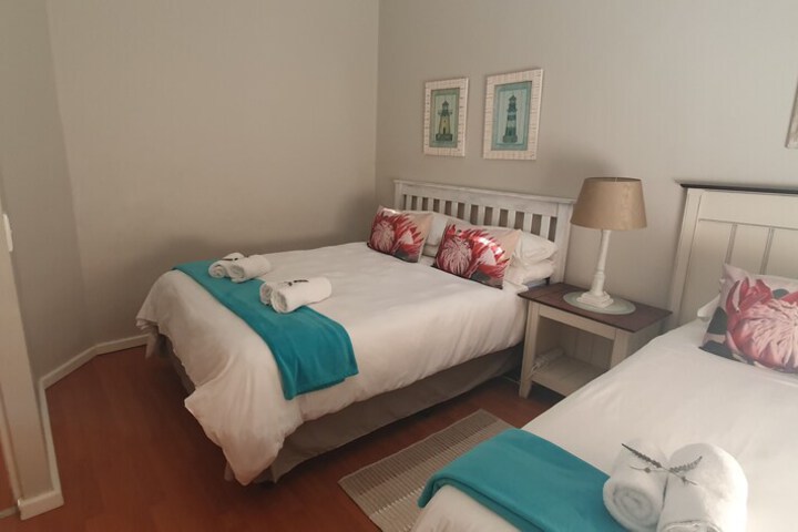Room 3 of 53