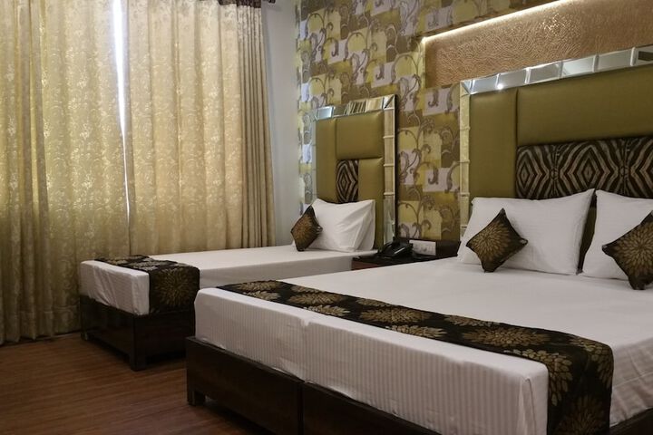 Room 13 of 67
