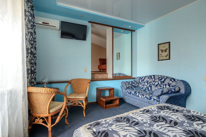Room 21 of 39