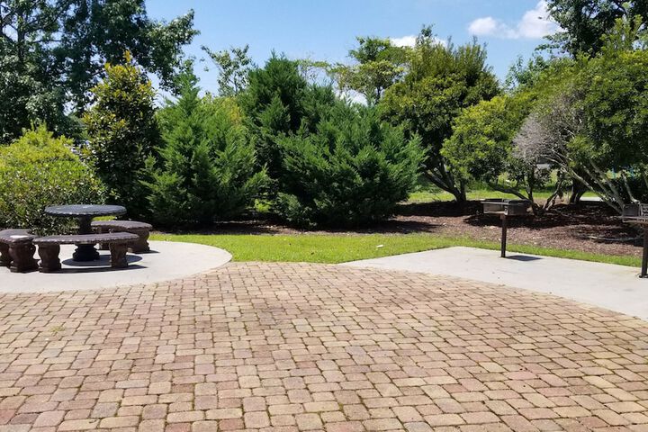 BBQ/picnic area