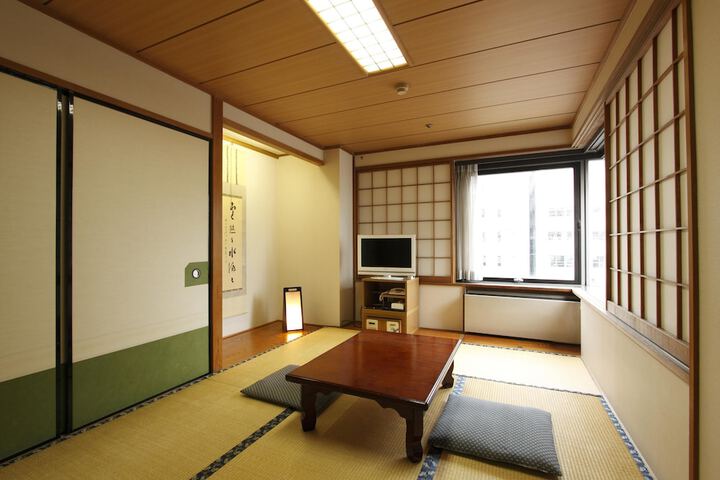 Room 20 of 134