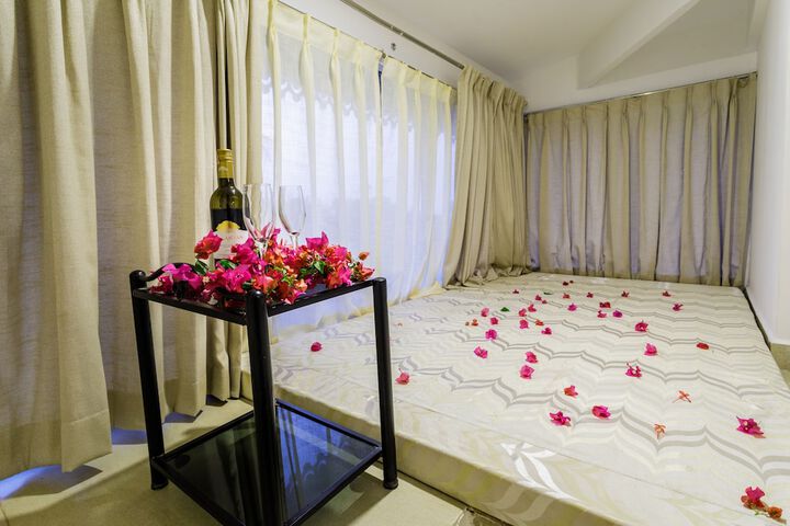 Room 17 of 59