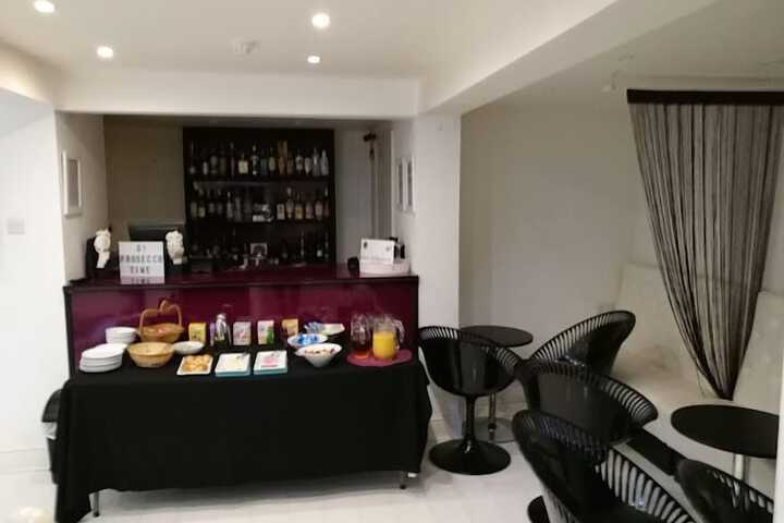 Dining 68 of 74