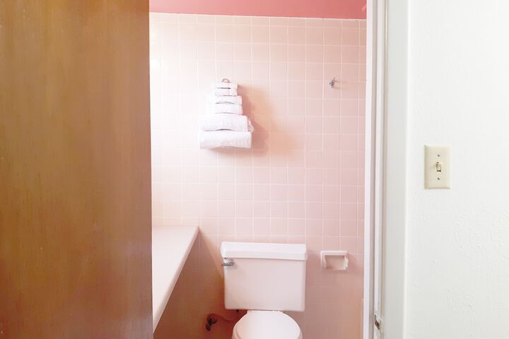Room 25 of 34