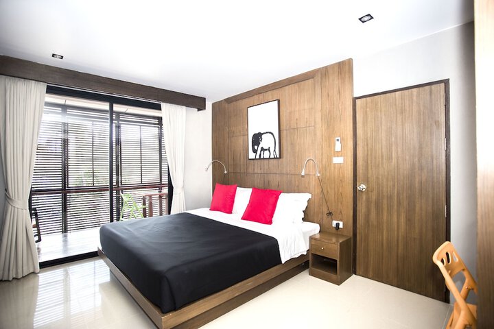 Room 12 of 46