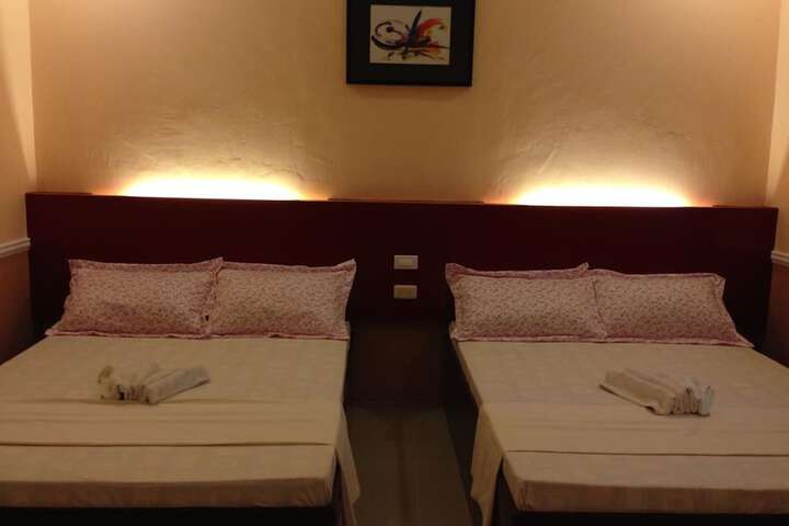 Room 3 of 36