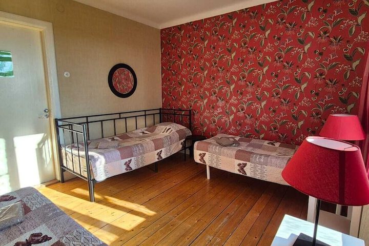 Room 13 of 68
