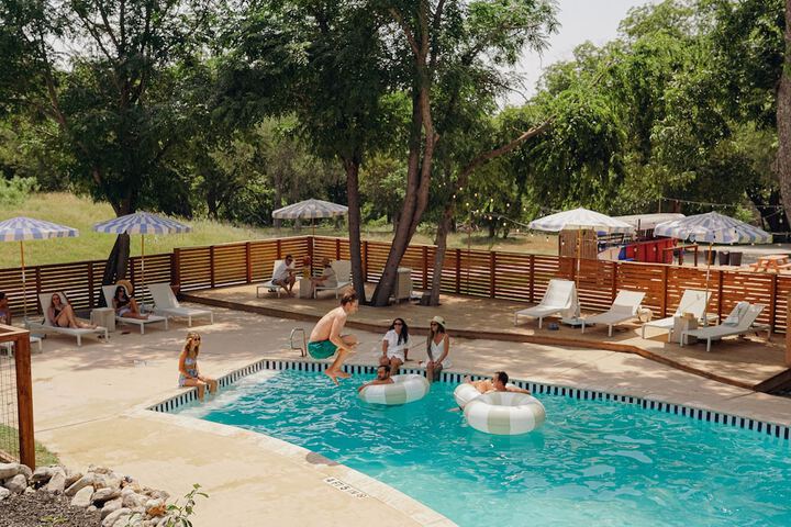 Pool 70 of 105