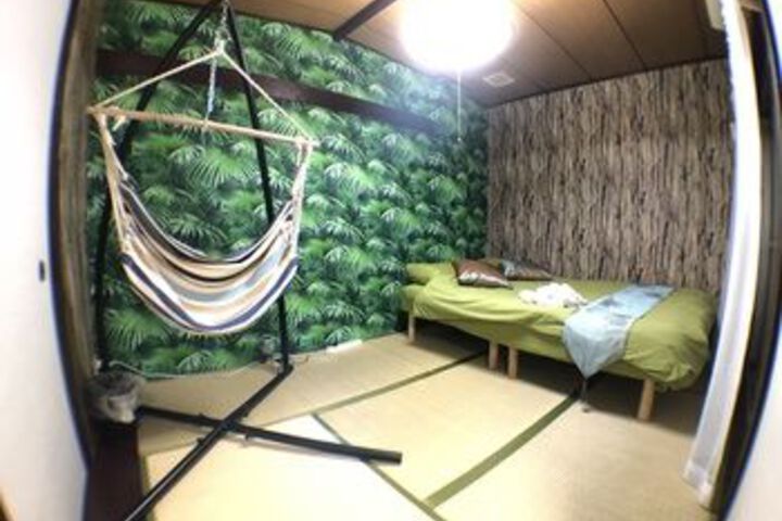 Room 37 of 115