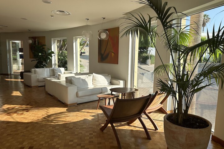 Hotel Interior 9 of 171