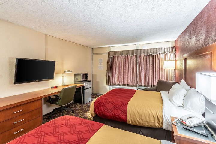 2 Double Room (12 of 13)