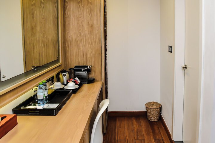Room 30 of 54