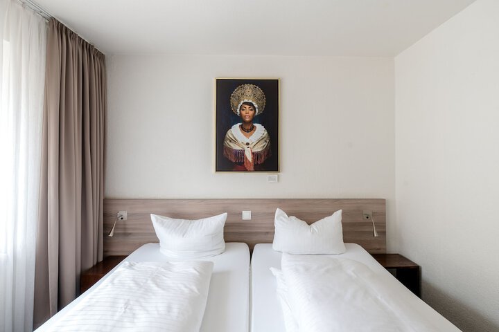 Room 21 of 60