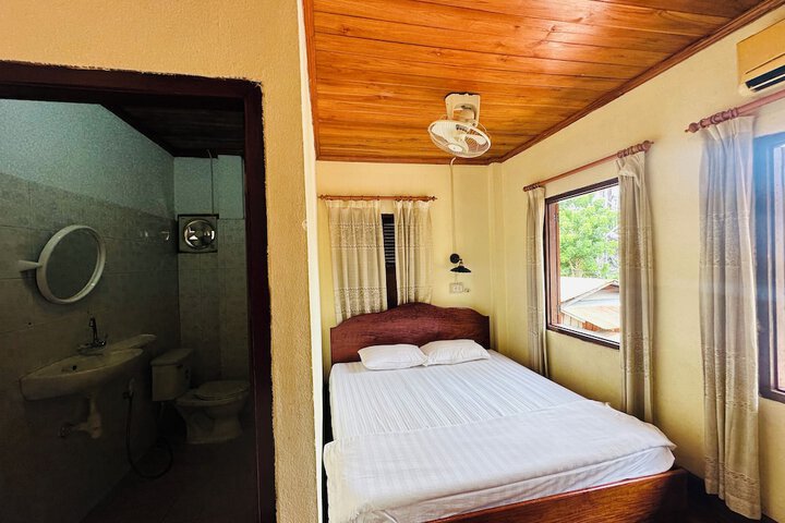 Room 38 of 60