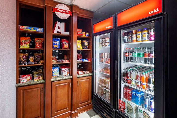 Snack bar