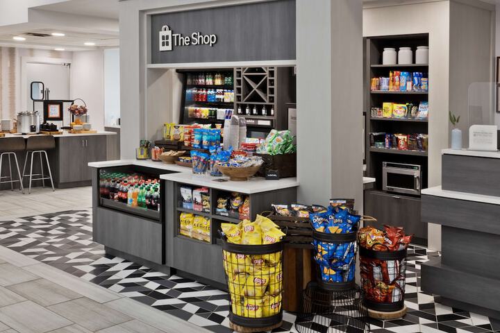 Snack bar