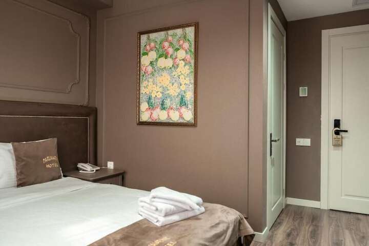 Room 22 of 84