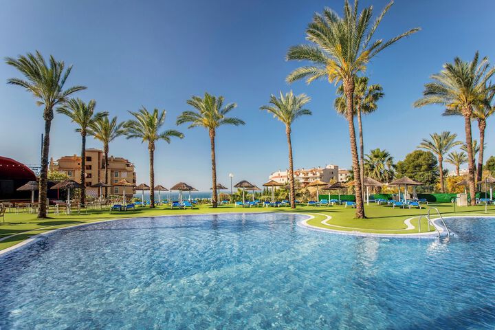 Pools & Facilities