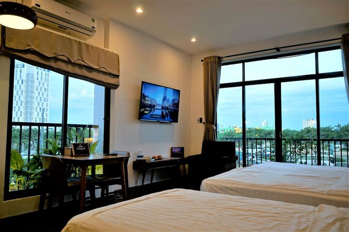Room 20 of 117