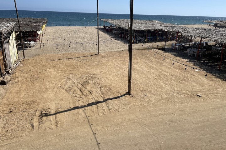 Beach 65 of 67
