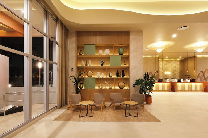 Hotel Interior 5 of 223