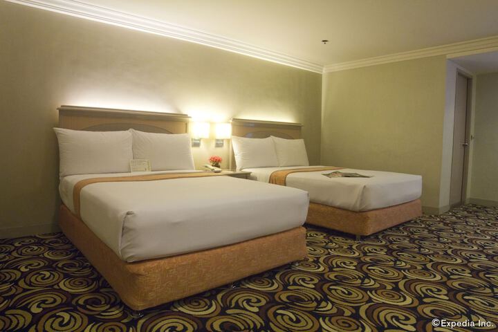Room 9 of 44