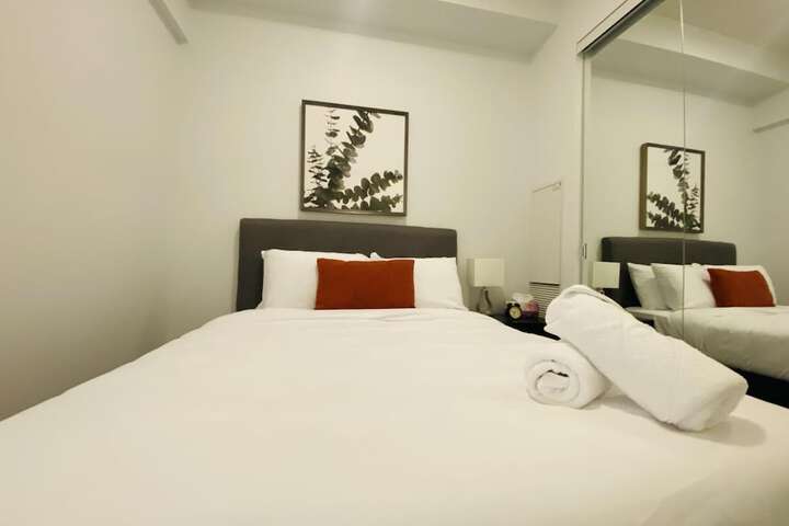 Room 15 of 448