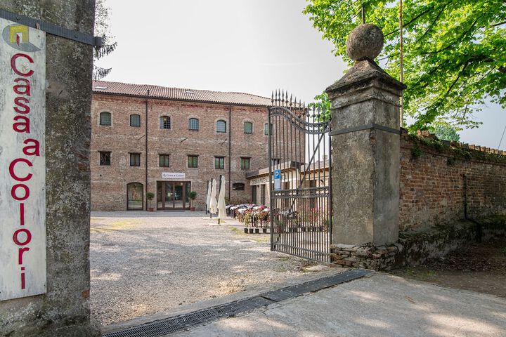 Hotel 60 of 82