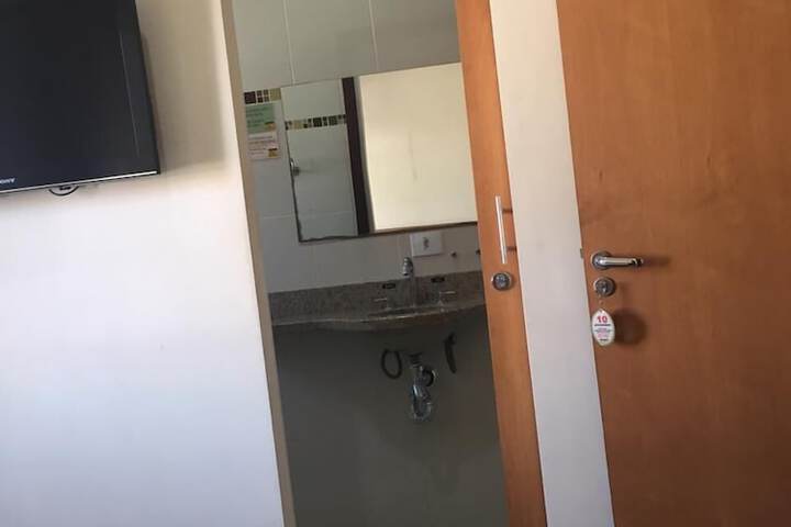 Room 9 of 31