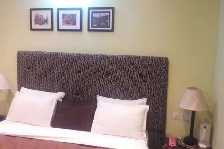 Room 21 of 60