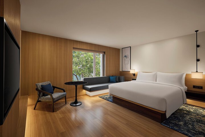 Room 15 of 43