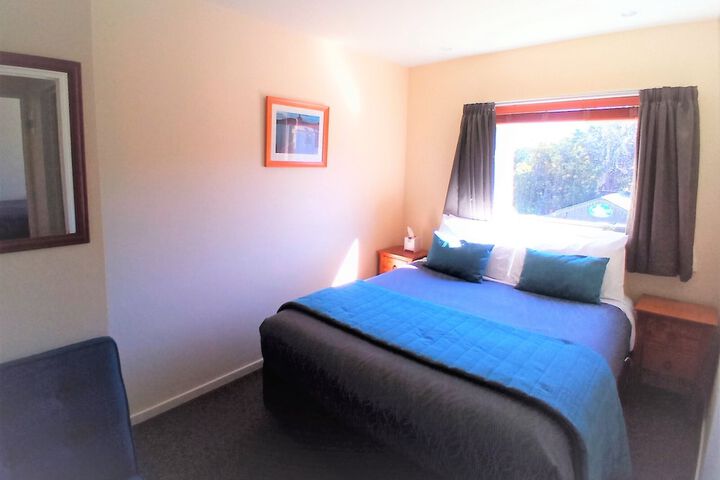 Room 4 of 46