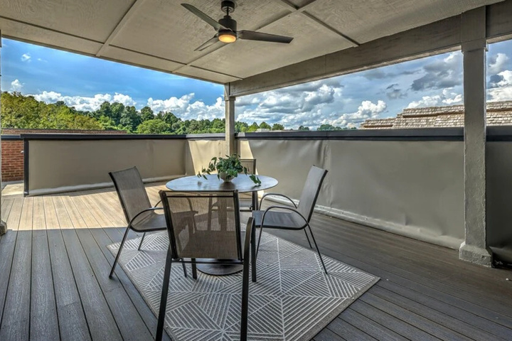 Terrace/Patio 6 of 14