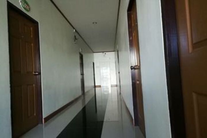 Ballroom/Hall 18 of 25